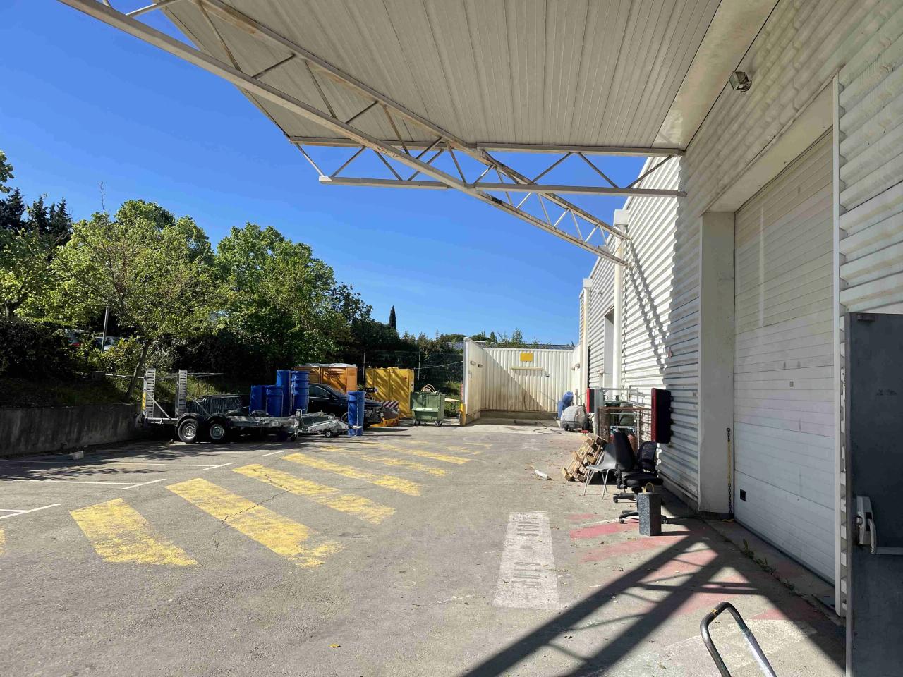 Local d'activité LES-MILLES 1300m² Location local d'activité LES-MILLES Bouches-du-Rhône OLACT2531661 2